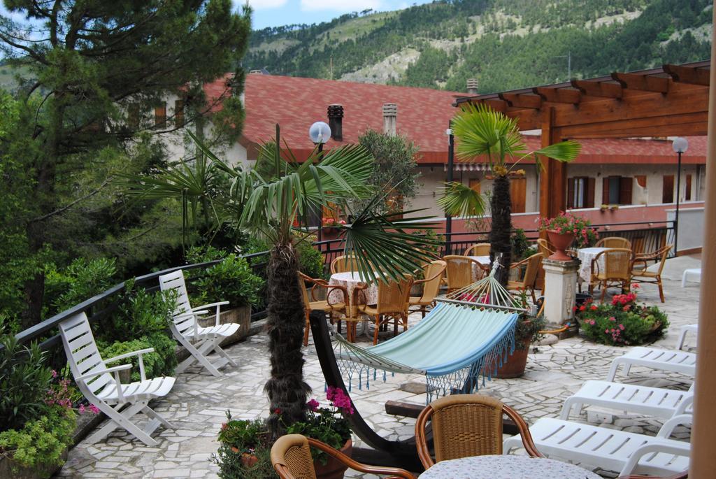 Hotel Cercone Caramanico Terme Exterior photo